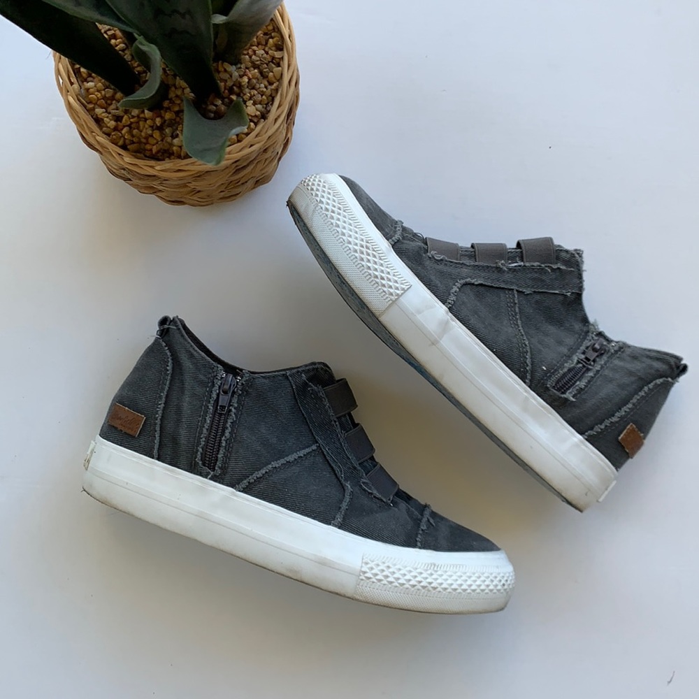 Blowfish Canvas High Top Grey Sneakers Sz 10